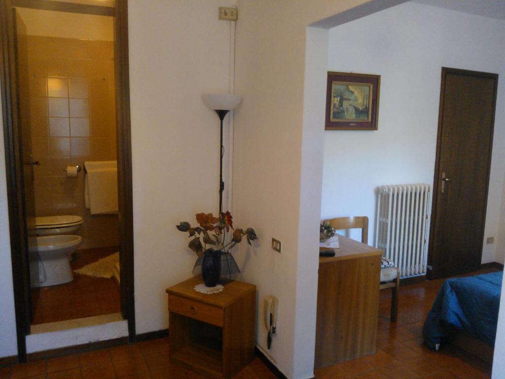 Villa Bredina Sale Marasino Kamer foto
