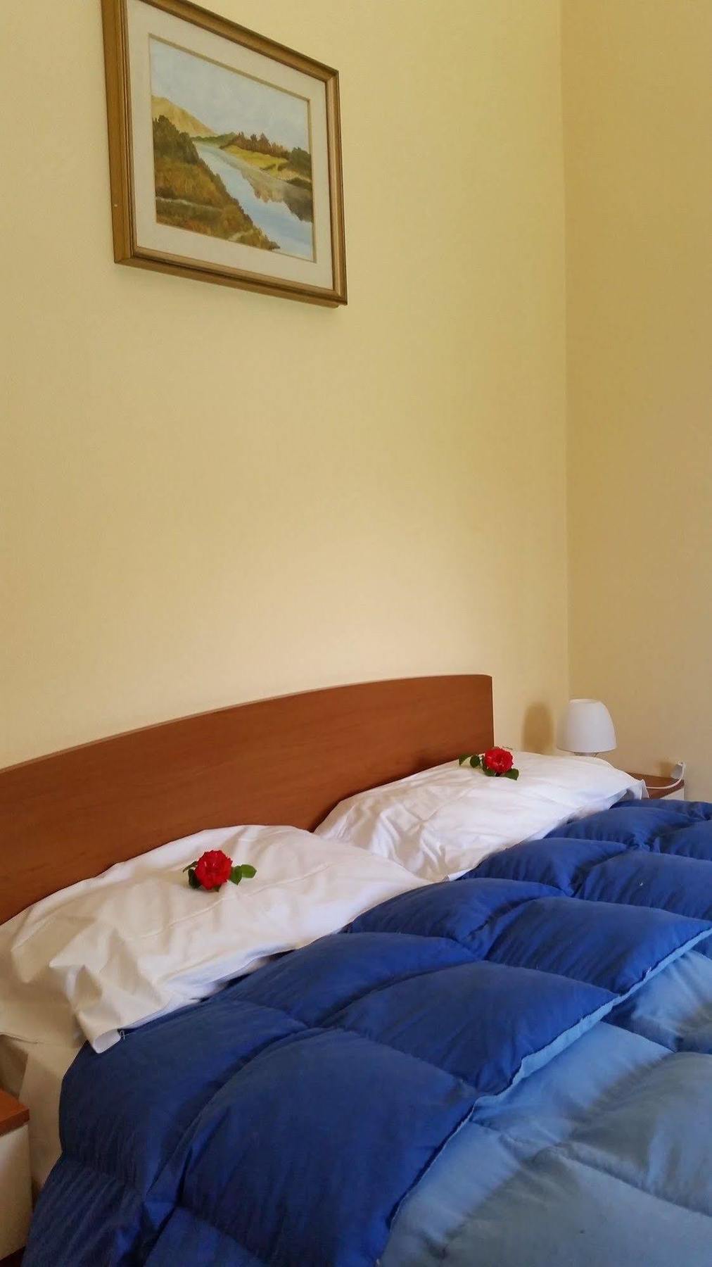 Villa Bredina Sale Marasino Buitenkant foto